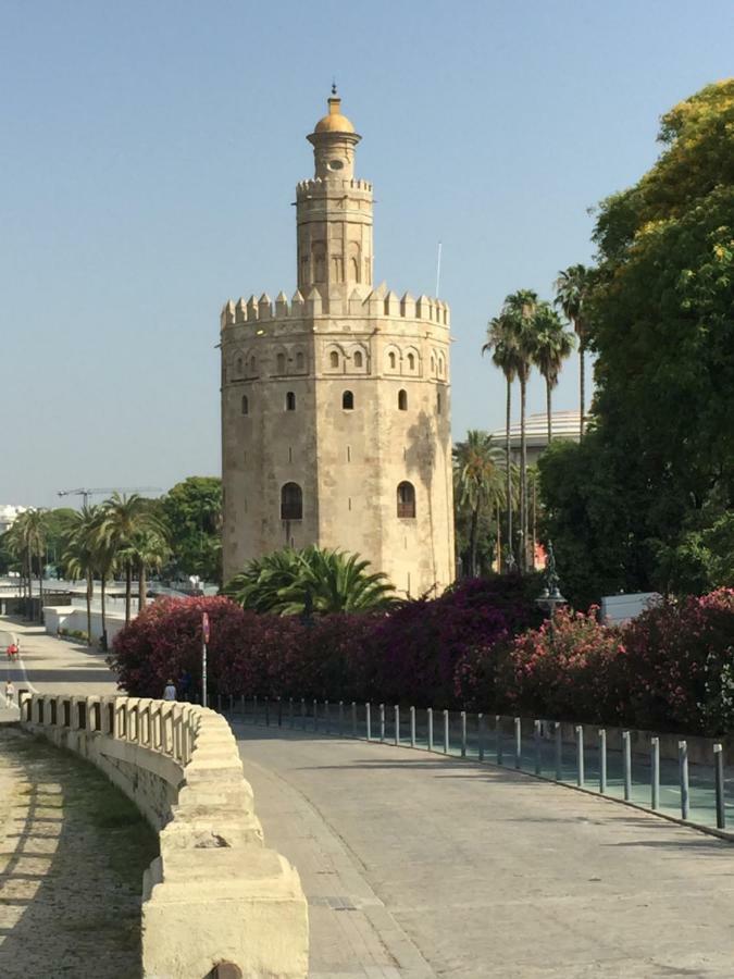 Betis A La Orilla Del Guadalquivir & Vistas A La Giralda Apartment Seville Exterior photo